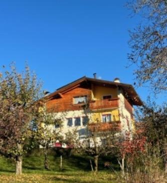 Casa Vacanze A Romeno Eksteriør bilde